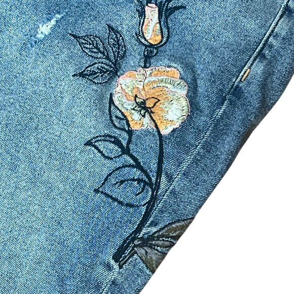 Womens Lane Bryant Girlfriend Crop Jeans Embroidered Floral Design Size 18 Blue - Picture 7 of 7